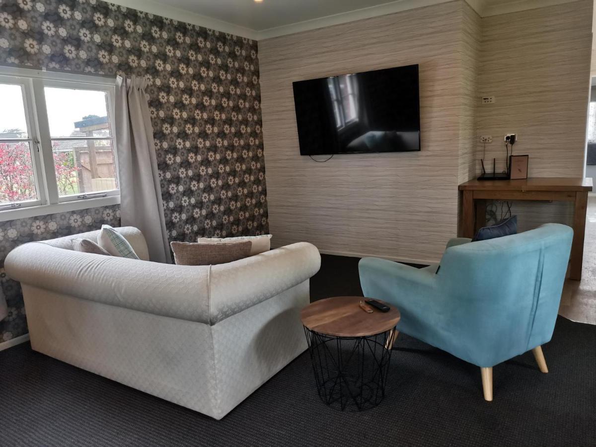 Tuakau Lavalla Estate 게스트하우스 외부 사진