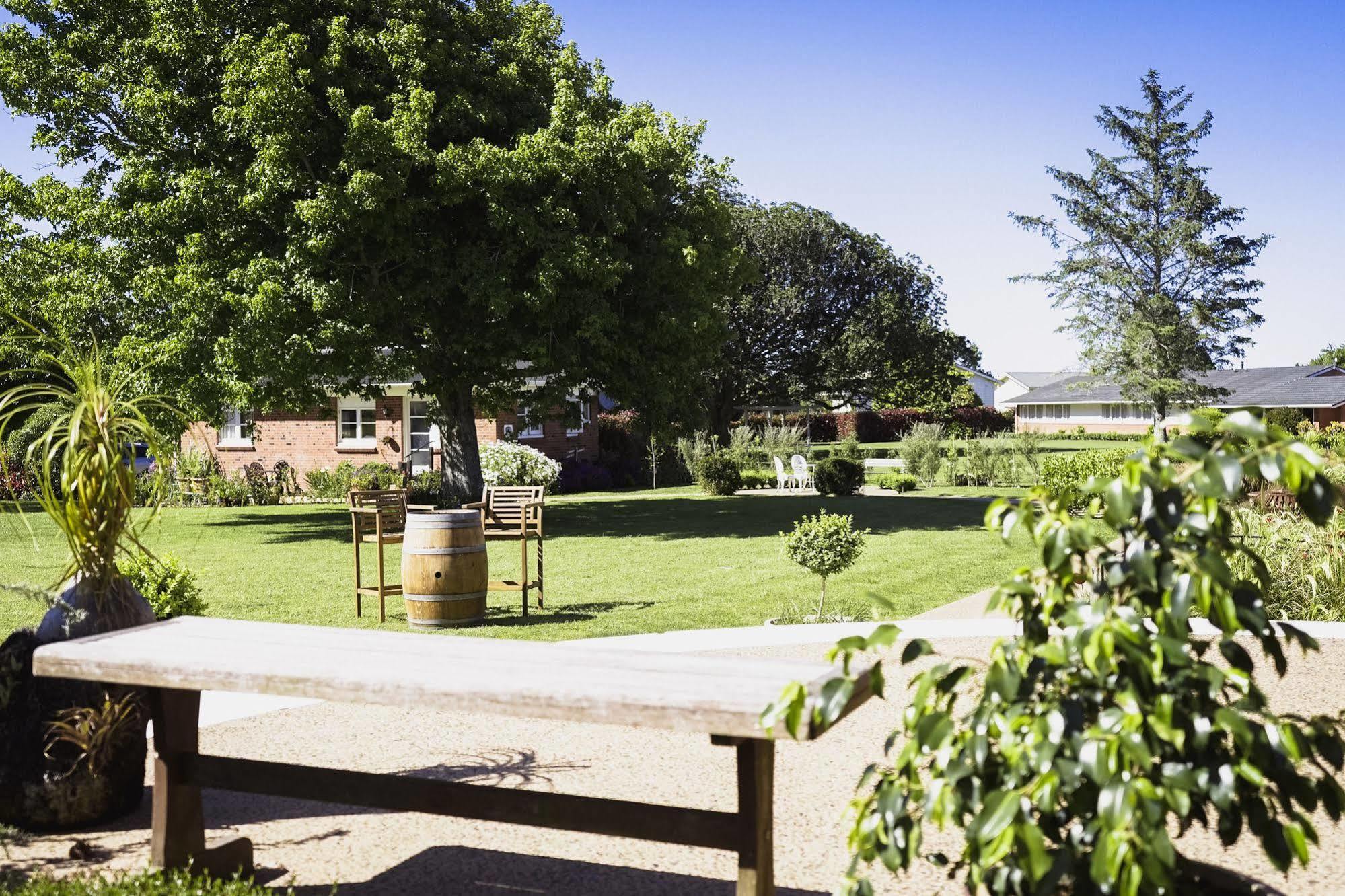 Tuakau Lavalla Estate 게스트하우스 외부 사진